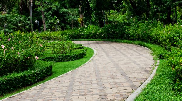 Cost of Paver Walkway Repair in Salem